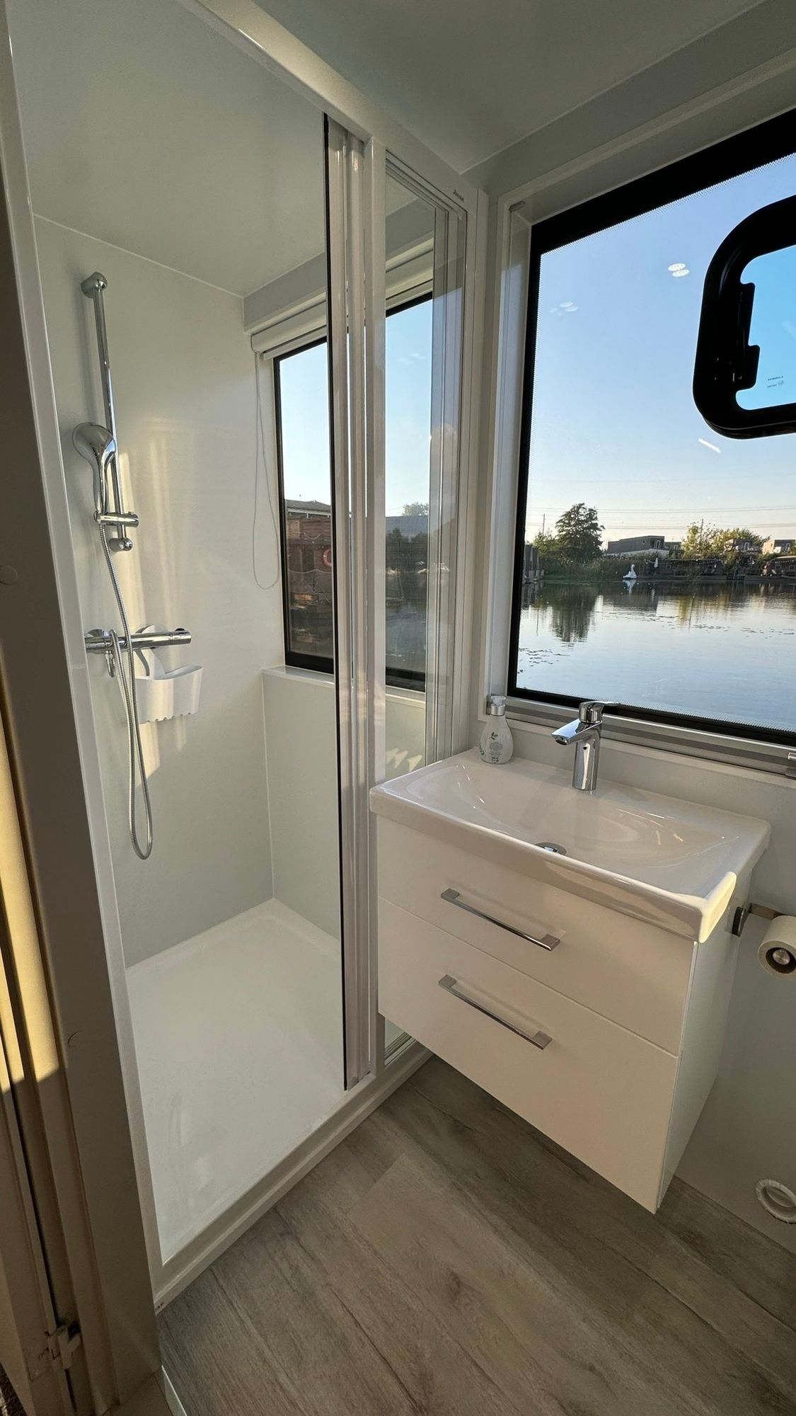 Houseboat Luxboot | Elisa