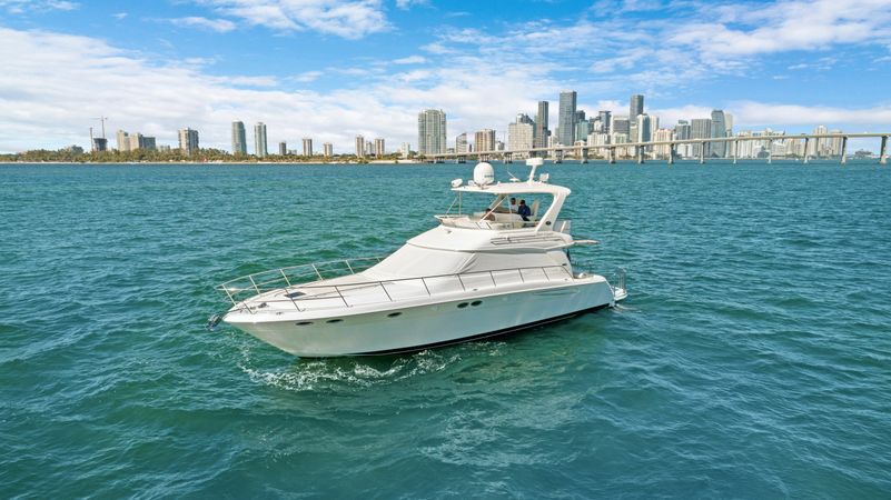 Sea Ray 480 Sedan | Dream Life