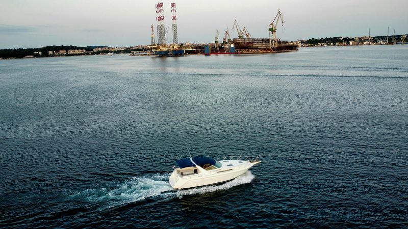 Chris Craft 370 | Angie