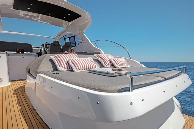 Azimut Atlantis 45 | Discovery Bay