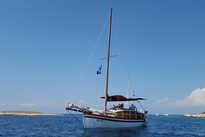 Custom Built 31 | Red Coral