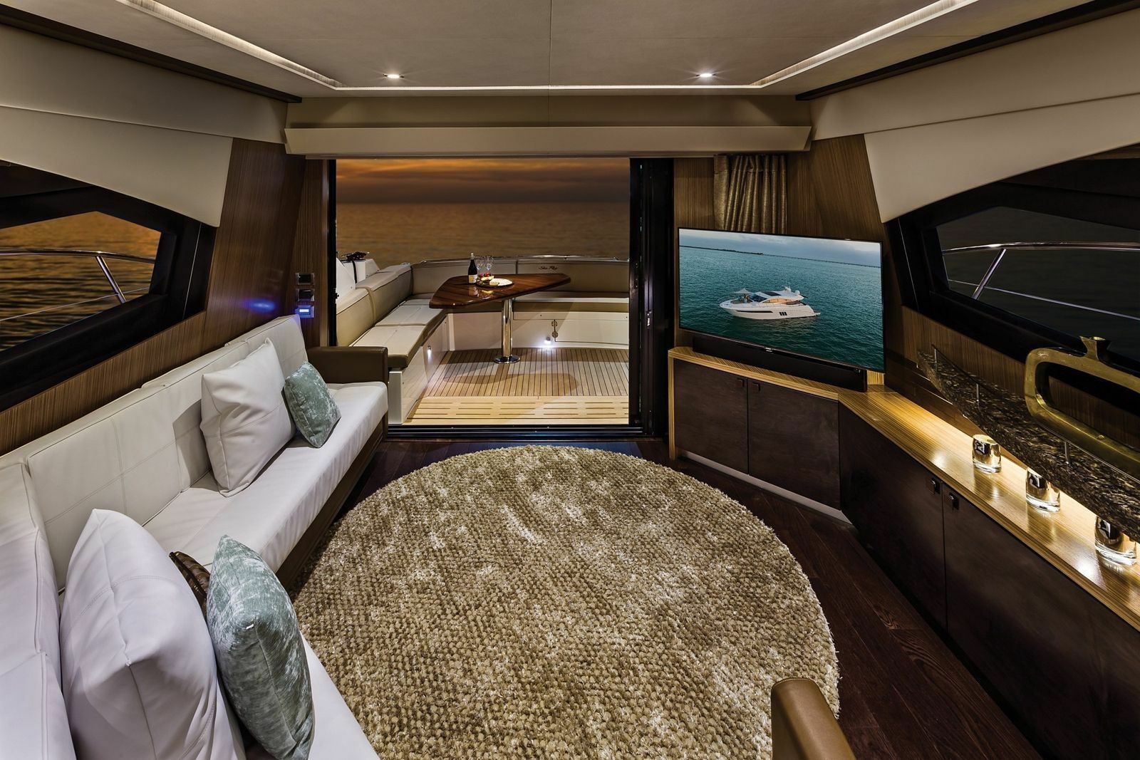 Sea Ray L590 Fly | SoleMare