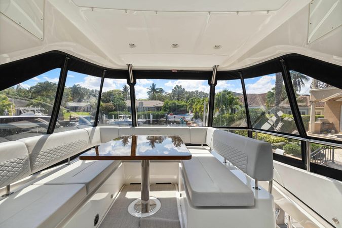Sea Ray L590 Fly | SoleMare