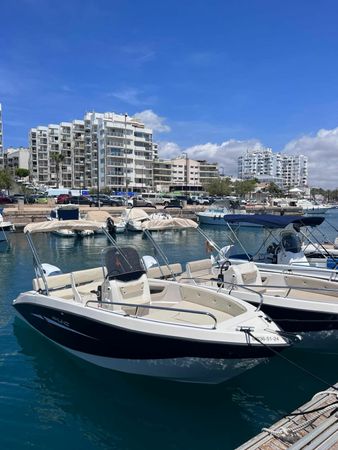 Trimarchi Amuni | Anna
