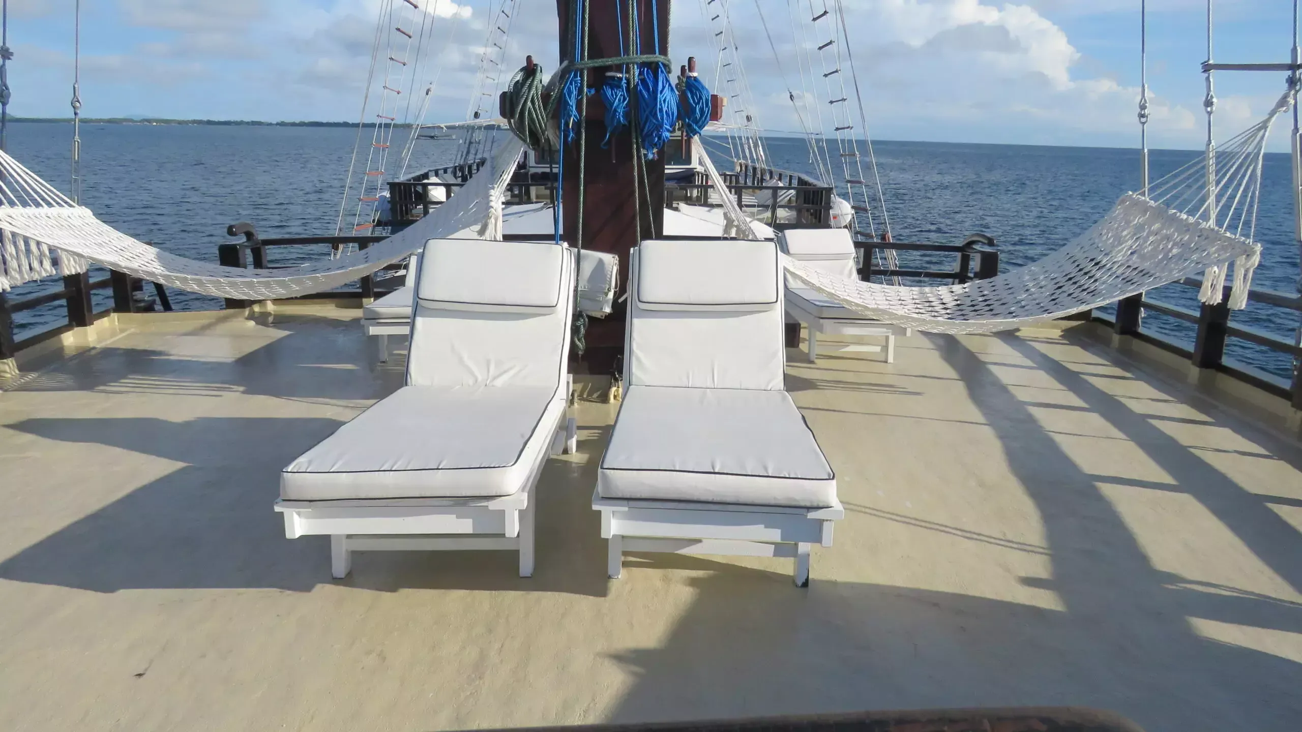 Custom Built Schooner | Dewi Nusantara