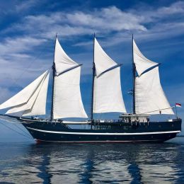 Custom Built Schooner | Dewi Nusantara
