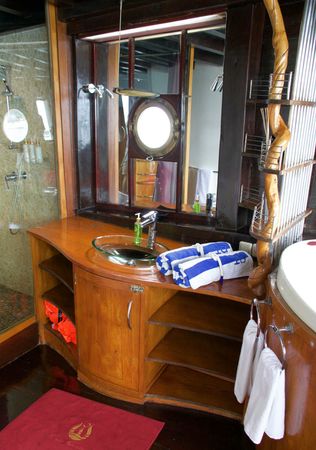 Custom Built Schooner | Dewi Nusantara