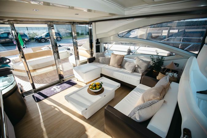 Azimut 62 | Doris
