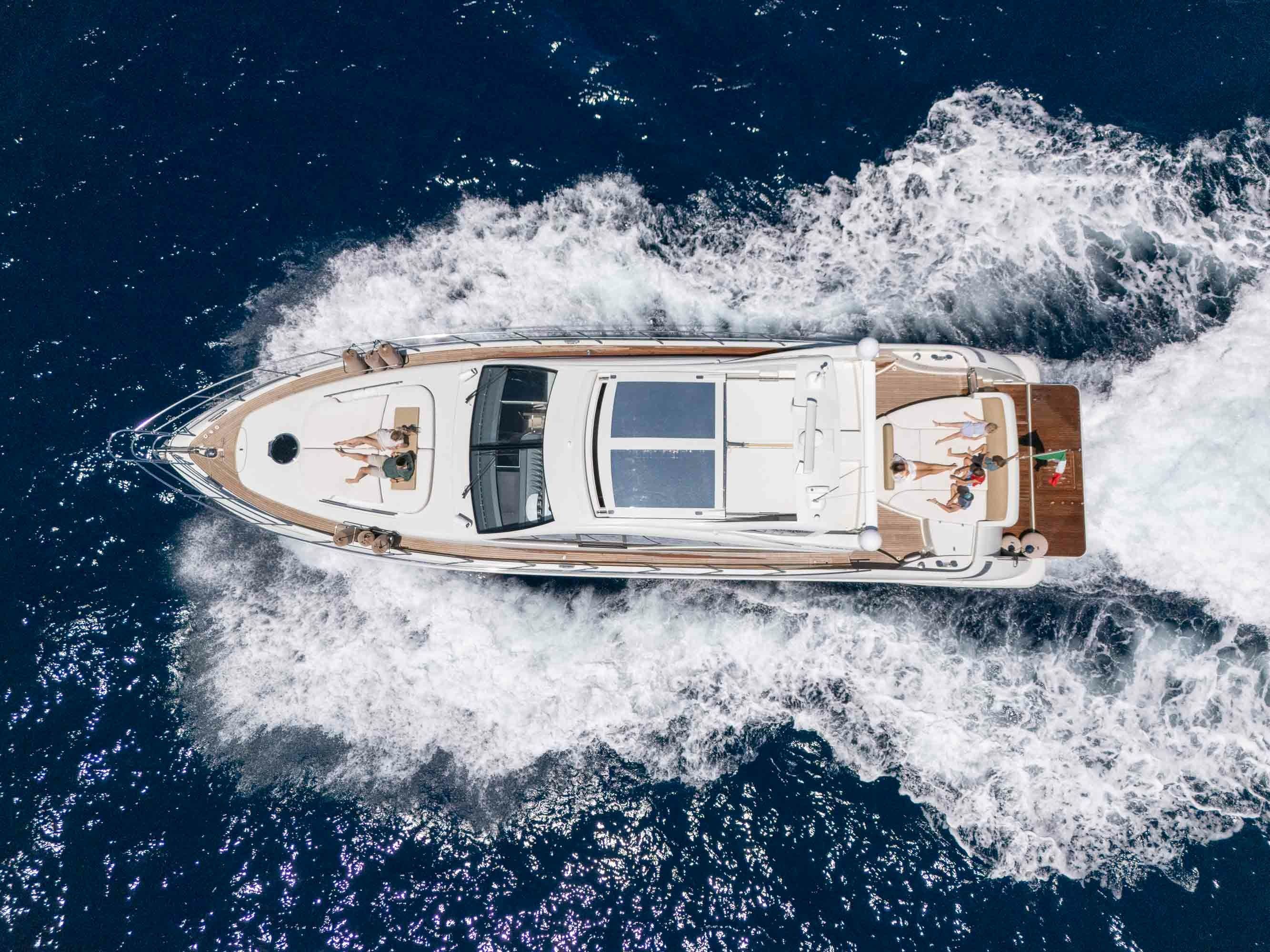 Azimut 62 | Doris