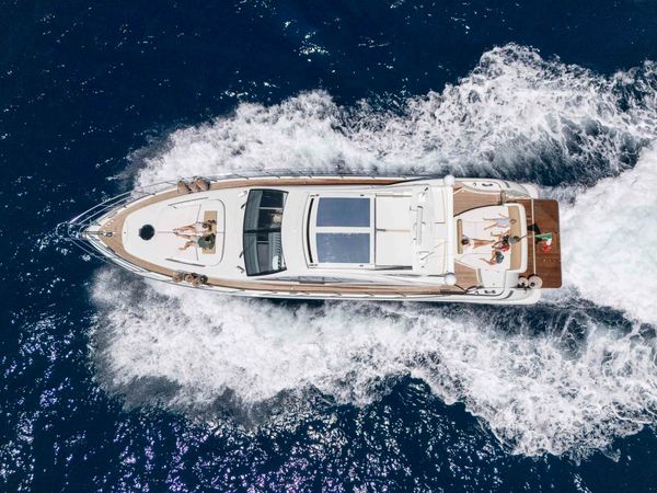 Azimut 62 | Doris