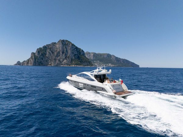 Azimut 62 | Doris