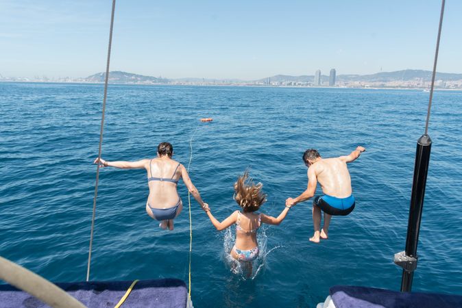 Bavaria 49 | Julia Tercer