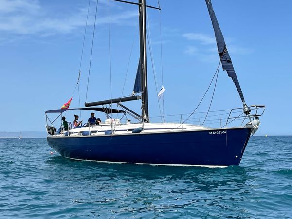 Bavaria 49 | Julia Tercer