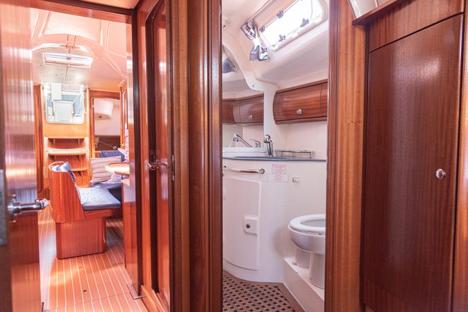 Bavaria 49 | Julia Tercer