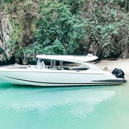 Custom Built 42 | Ocean Pearl
