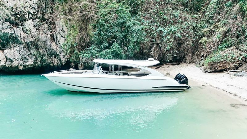 Custom Built 42 | Ocean Pearl