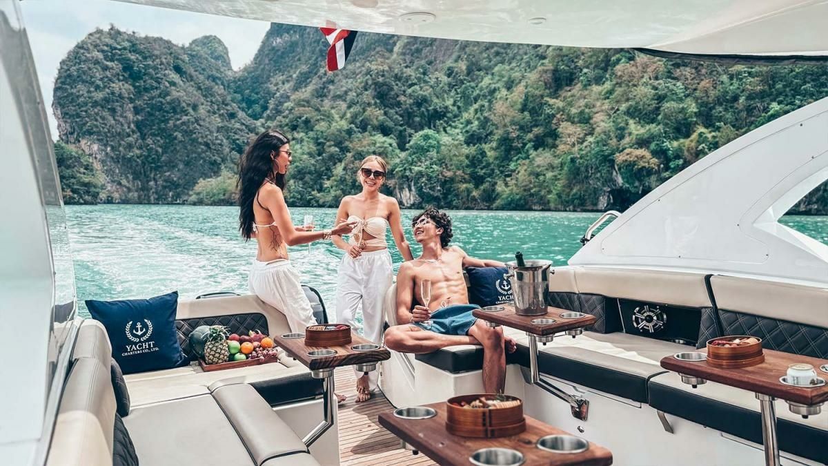 Custom Built 42 | Ocean Pearl