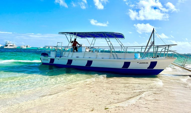 Custom Built 35 | Jazmin 4