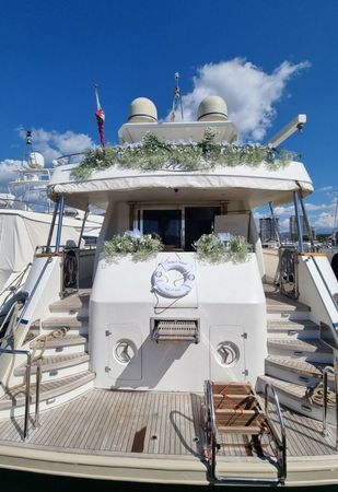 Falcon 80 | Mare&Luna