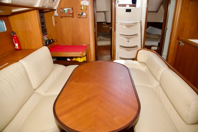 Beneteau Oceanis 440 | Garota
