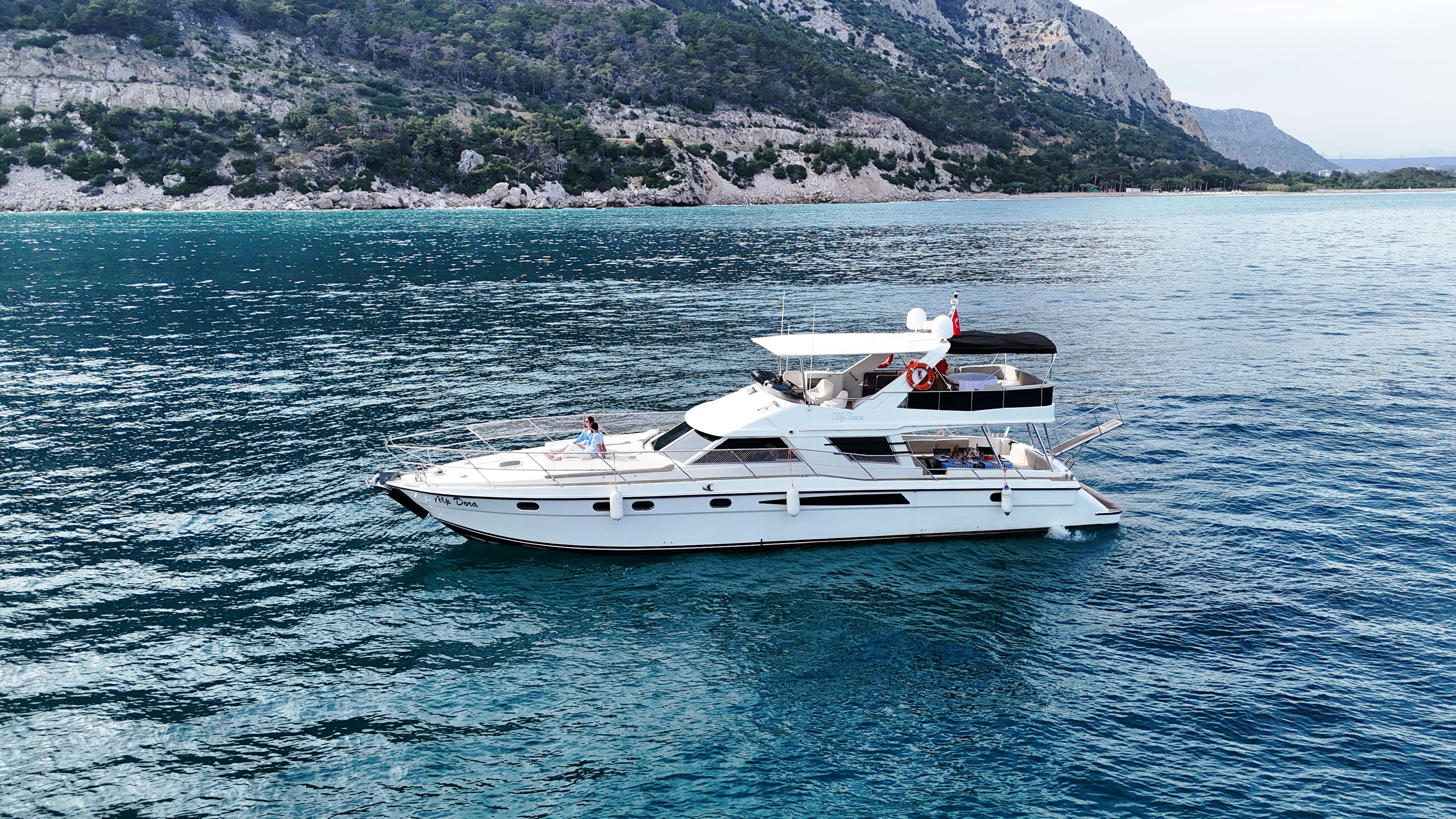 Custom Built 62 | Alp Dora