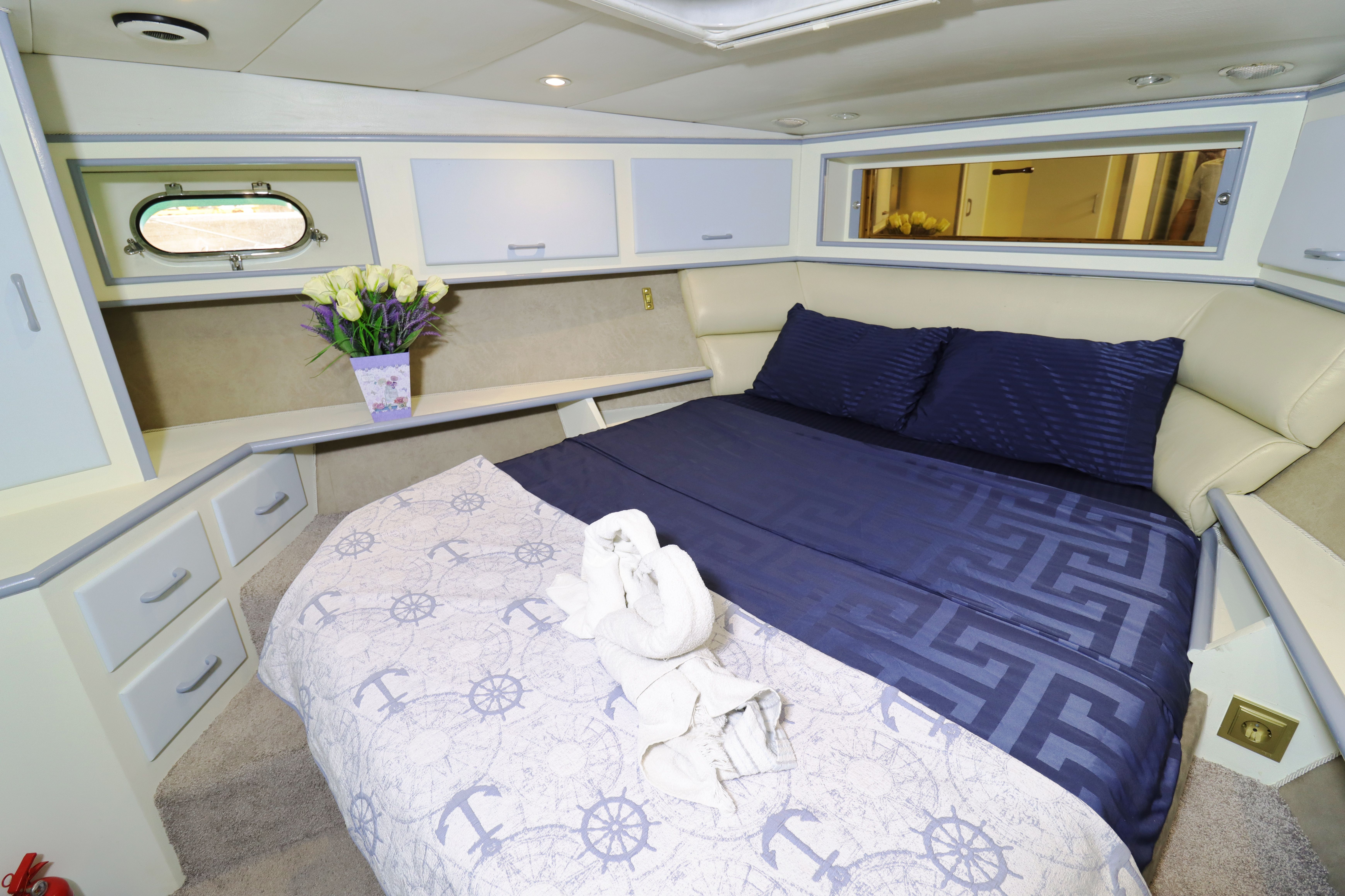 Custom Built 62 | Alp Dora