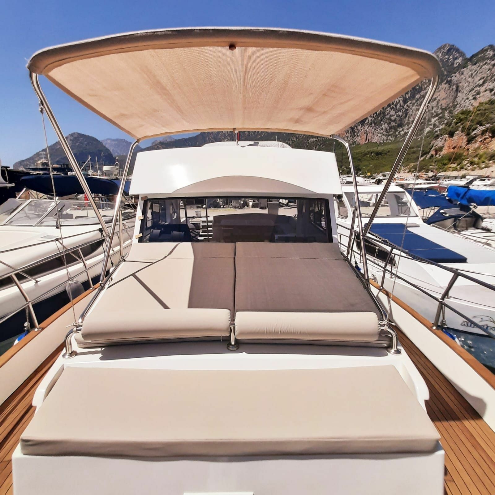Custom Built 39 | Friendship A