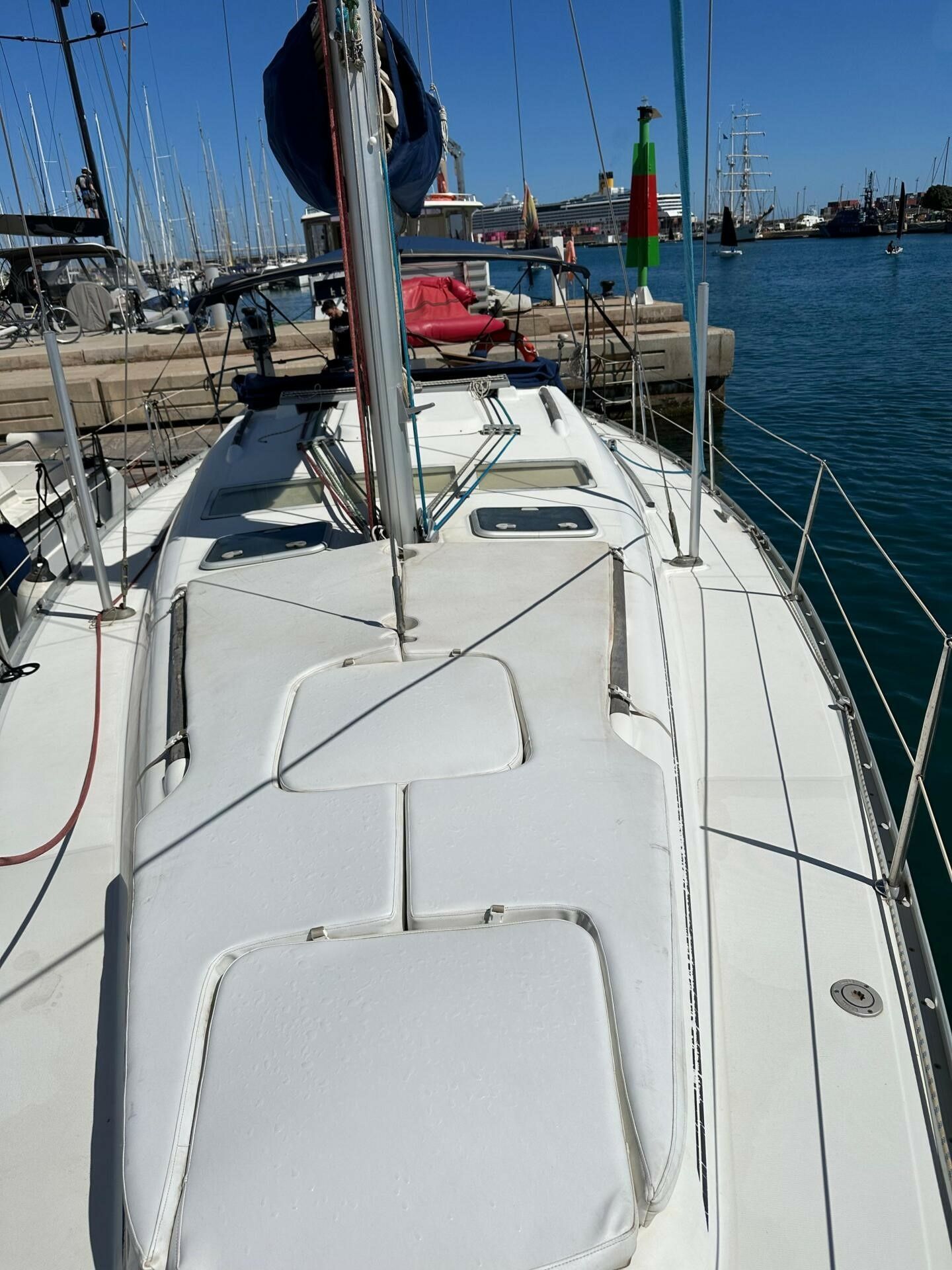 Beneteau 393 | Olian