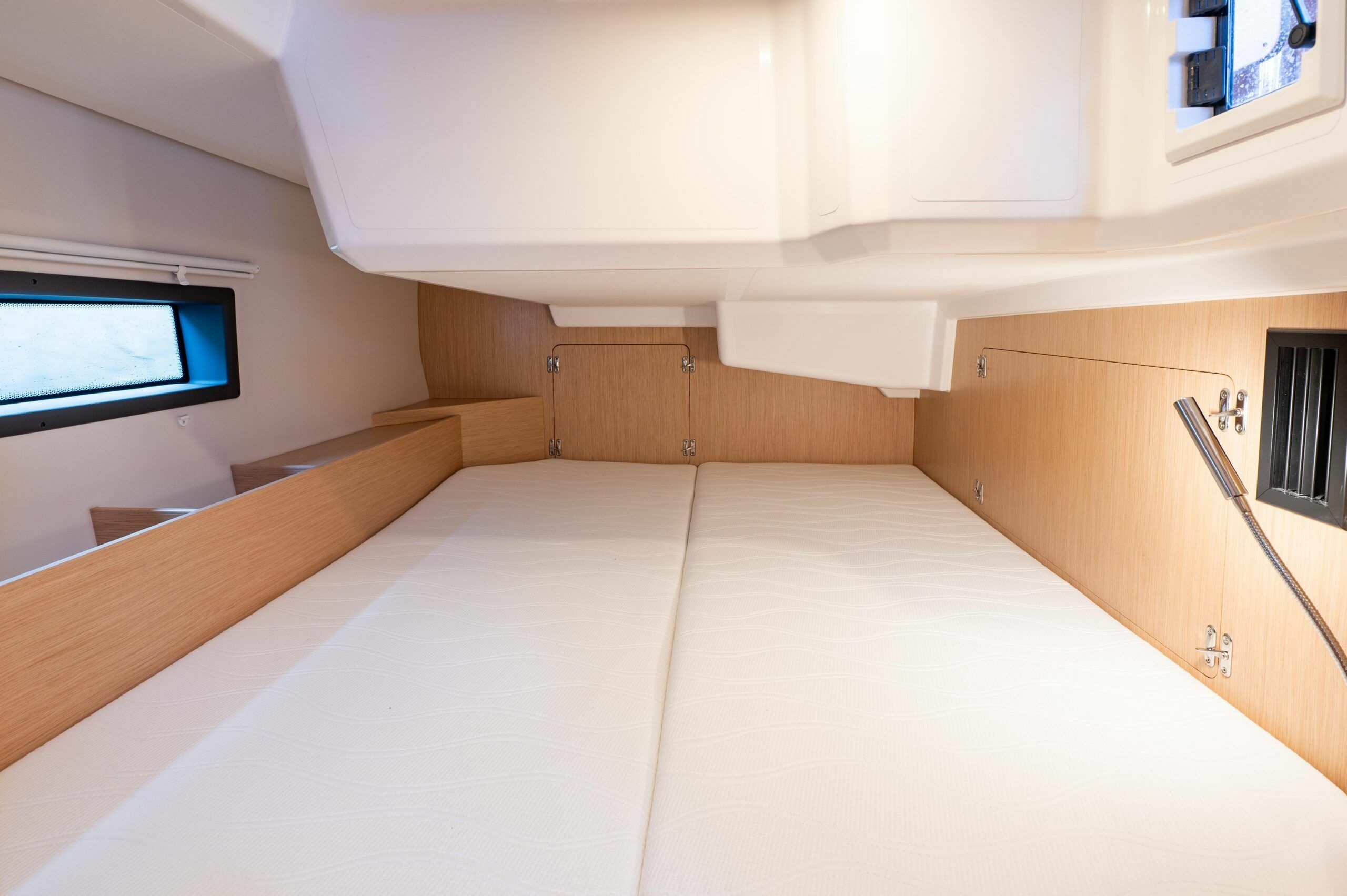 Bavaria C42 | Everlong