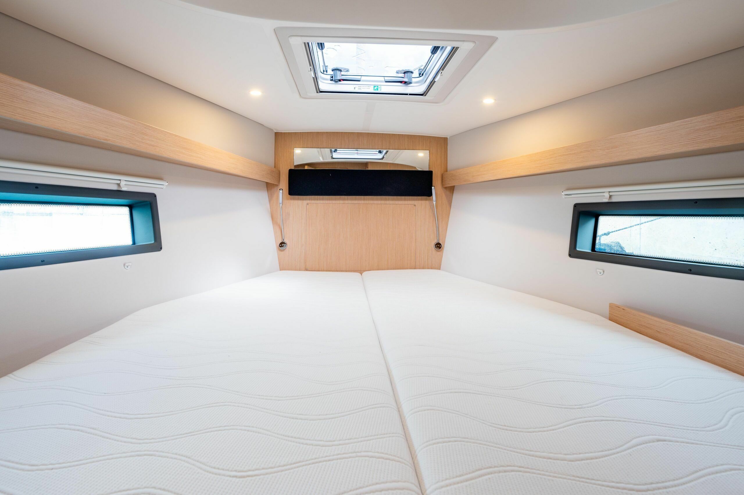 Bavaria C42 | Everlong