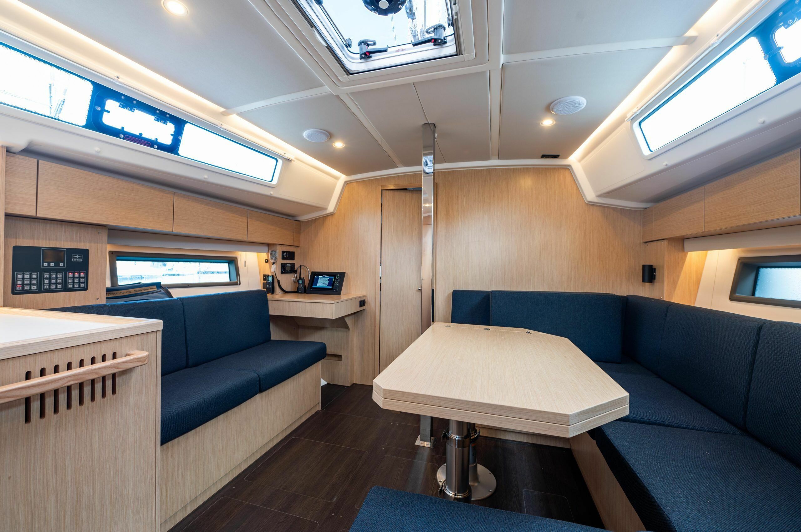 Bavaria C42 | Everlong