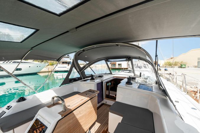 Bavaria C42 | Everlong