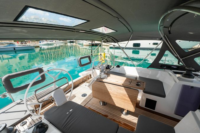 Bavaria C42 | Everlong