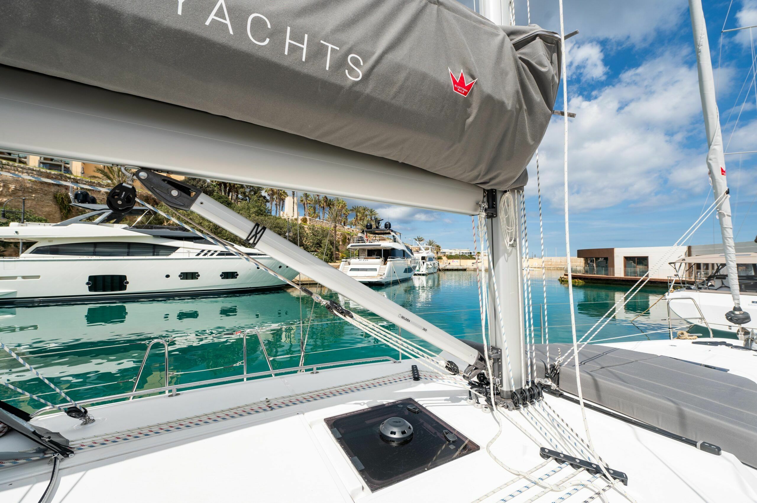 Bavaria C42 | Everlong