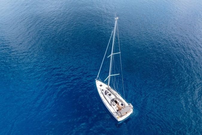 Bavaria C42 | Everlong