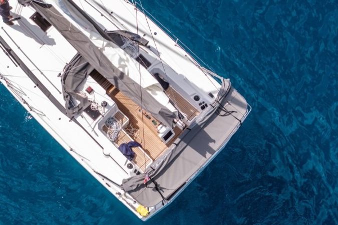 Bavaria C42 | Everlong