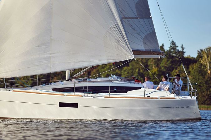 Jeanneau Sun Odyssey 319 | Tomkings