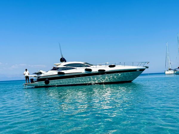 Pershing 52 | Adagio 3