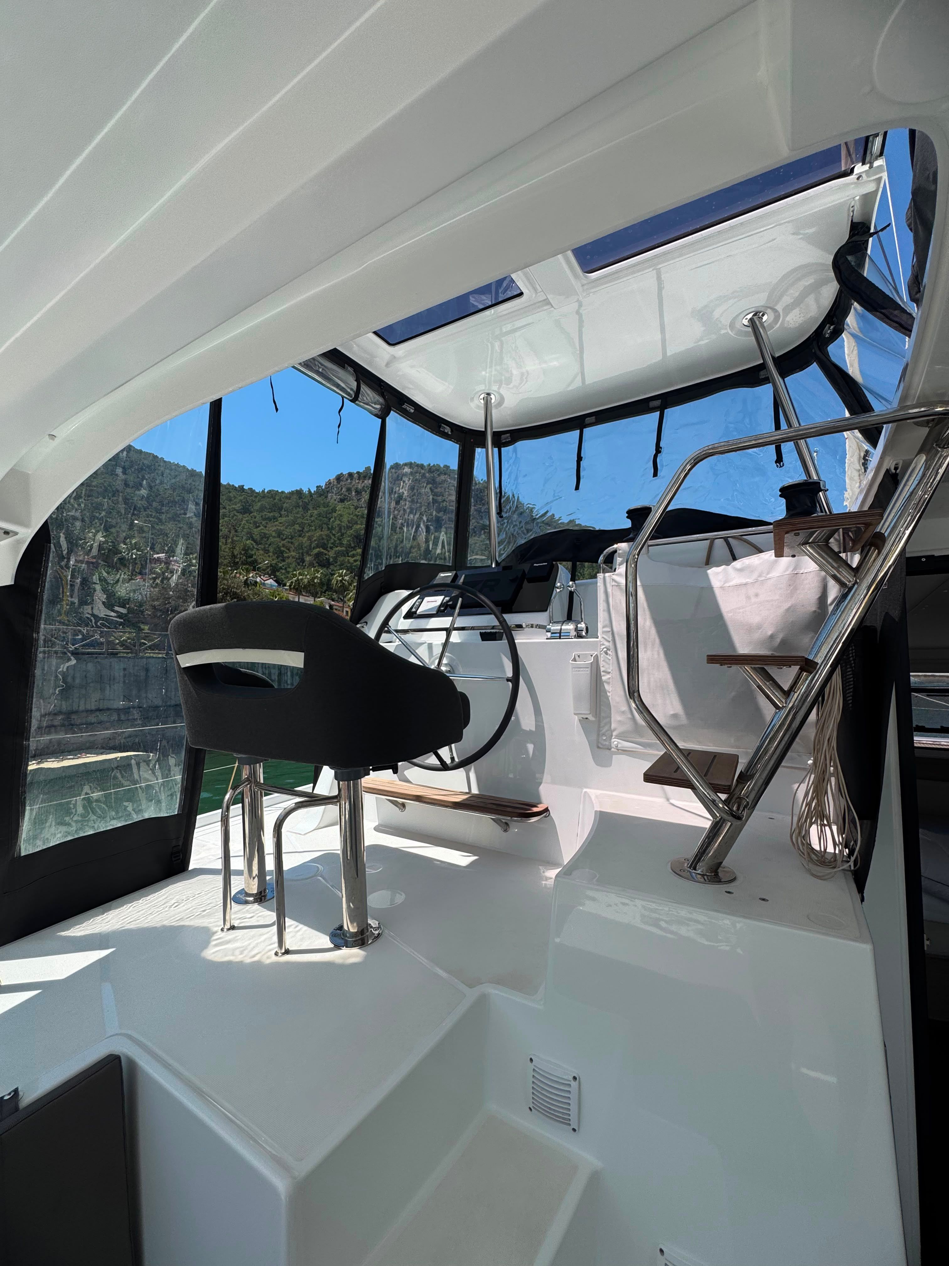 Lagoon 42 | Pronto Angel