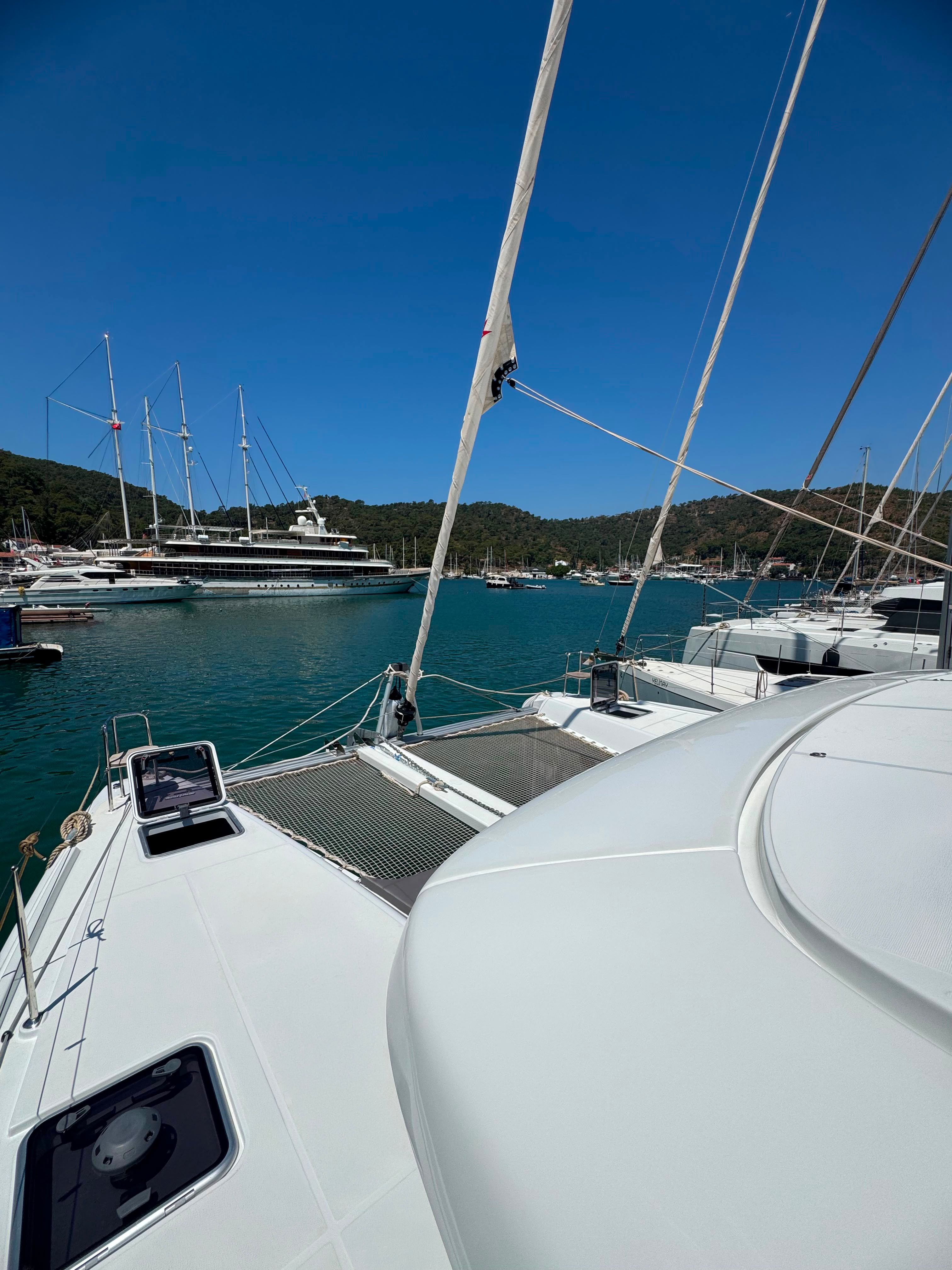 Lagoon 42 | Pronto Angel