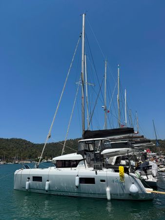 Lagoon 42 | Pronto Angel