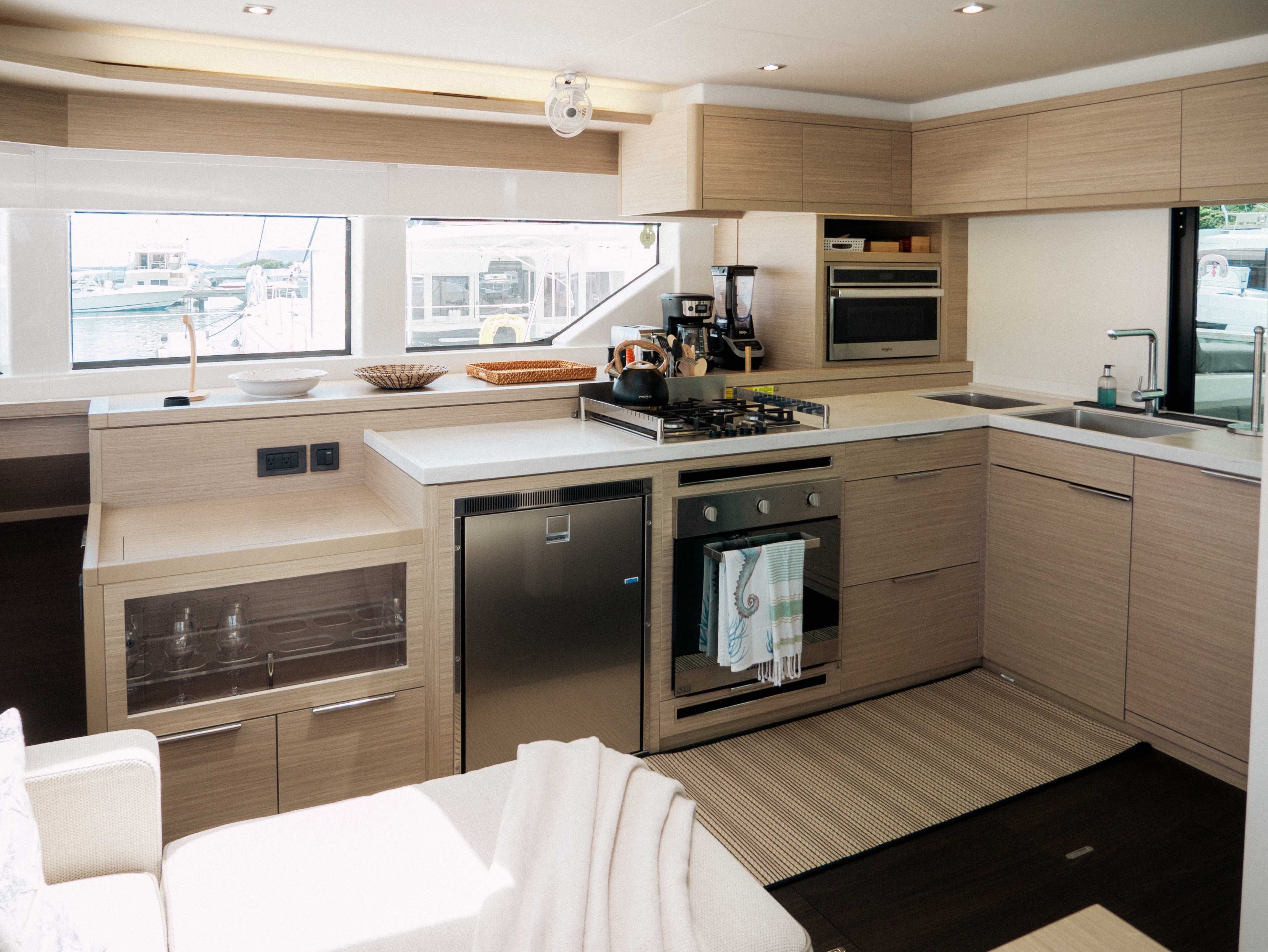 Lagoon 55 | Luna Nova