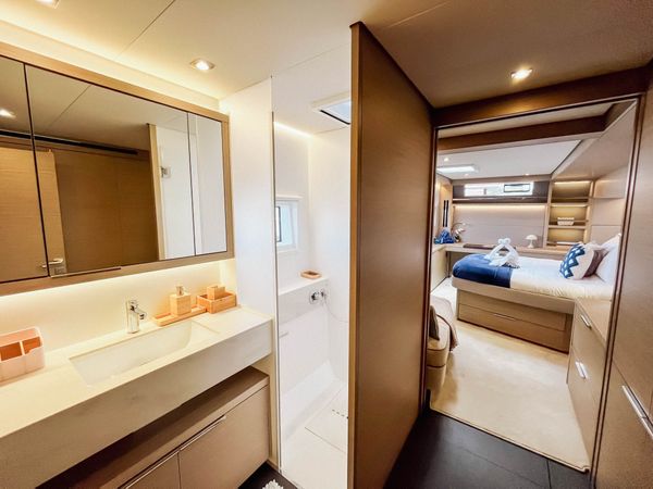 Lagoon 55 | Luna Nova