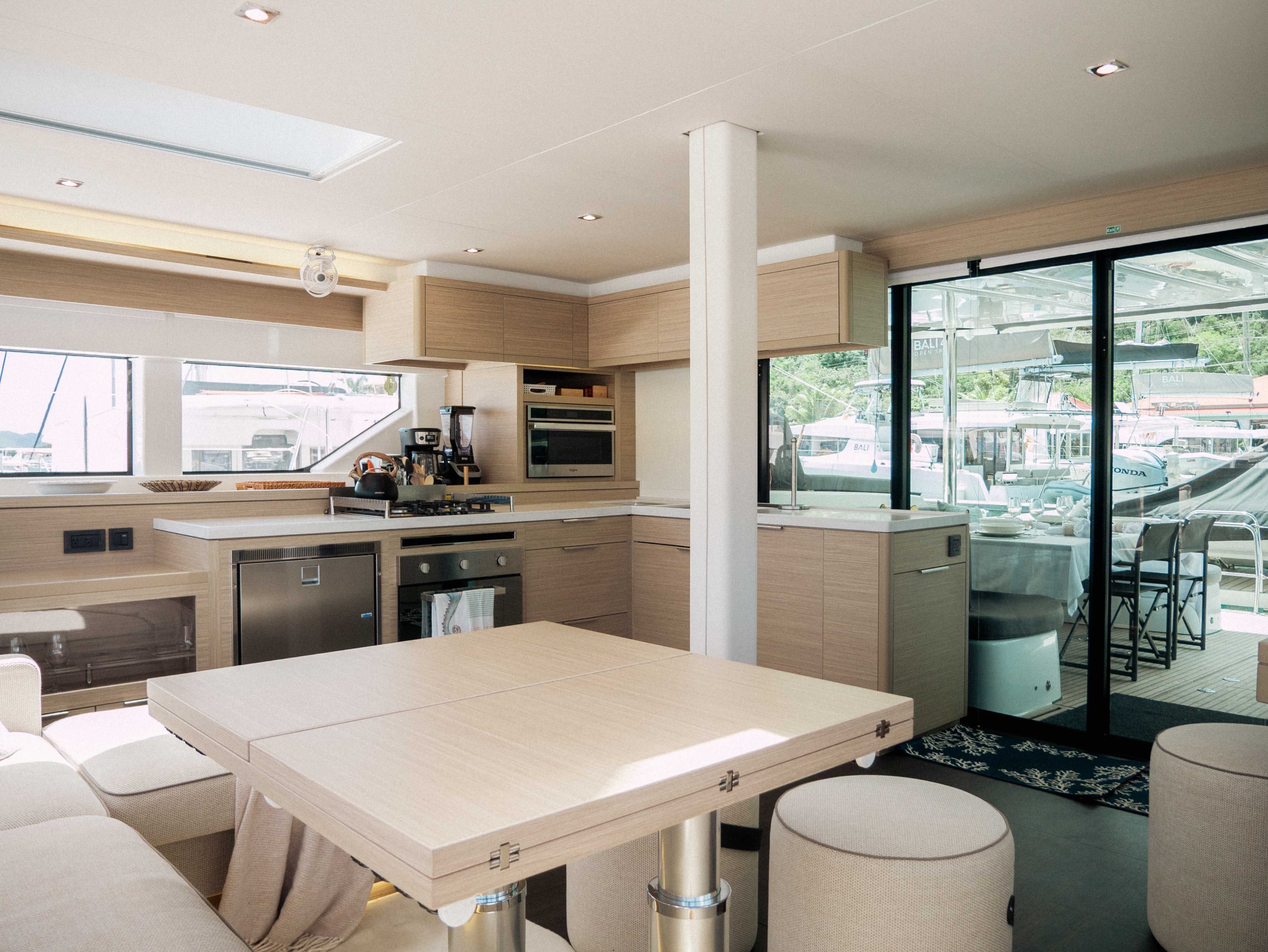 Lagoon 55 | Luna Nova