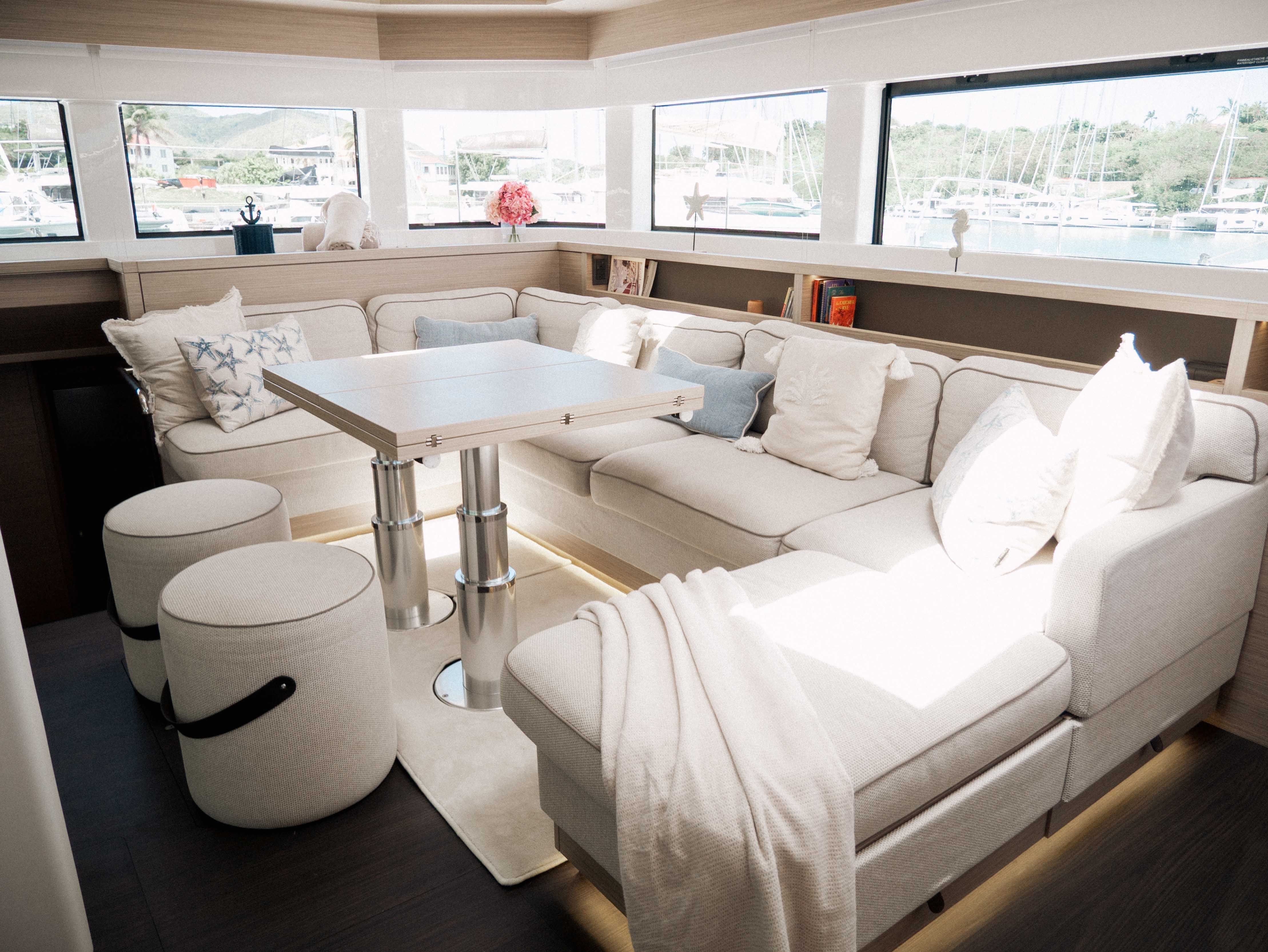 Lagoon 55 | Luna Nova