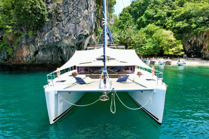 Lagoon 450 F | Blue Icon