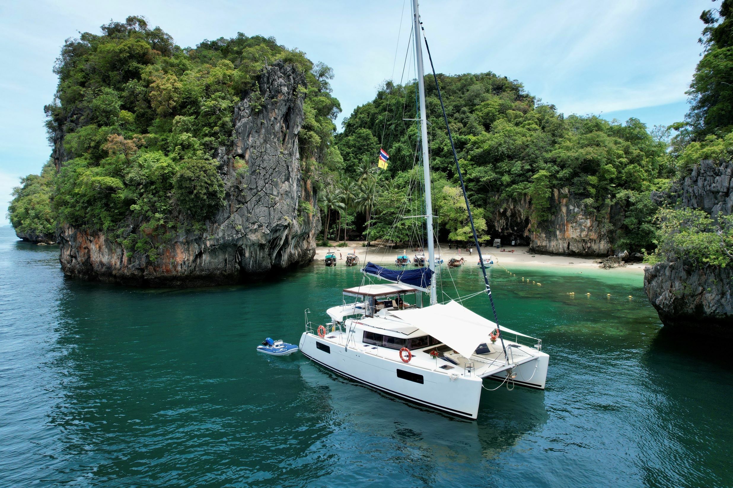 Lagoon 450 F | Blue Icon