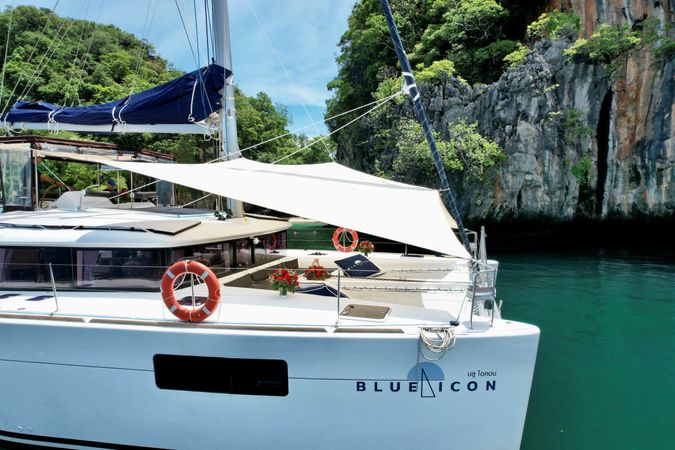 Lagoon 450 F | Blue Icon