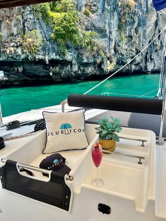 Lagoon 450 F | Blue Icon