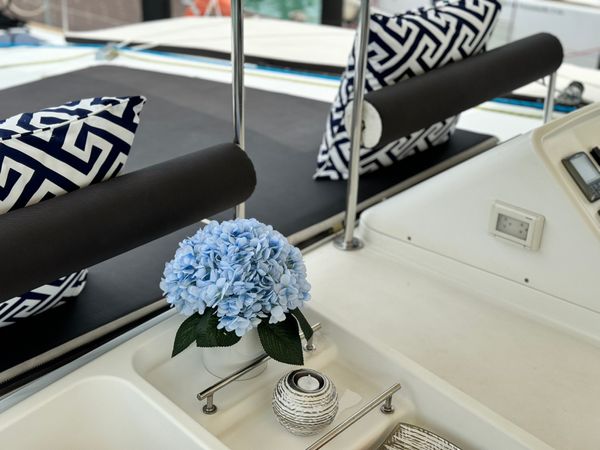 Lagoon 450 F | Blue Icon